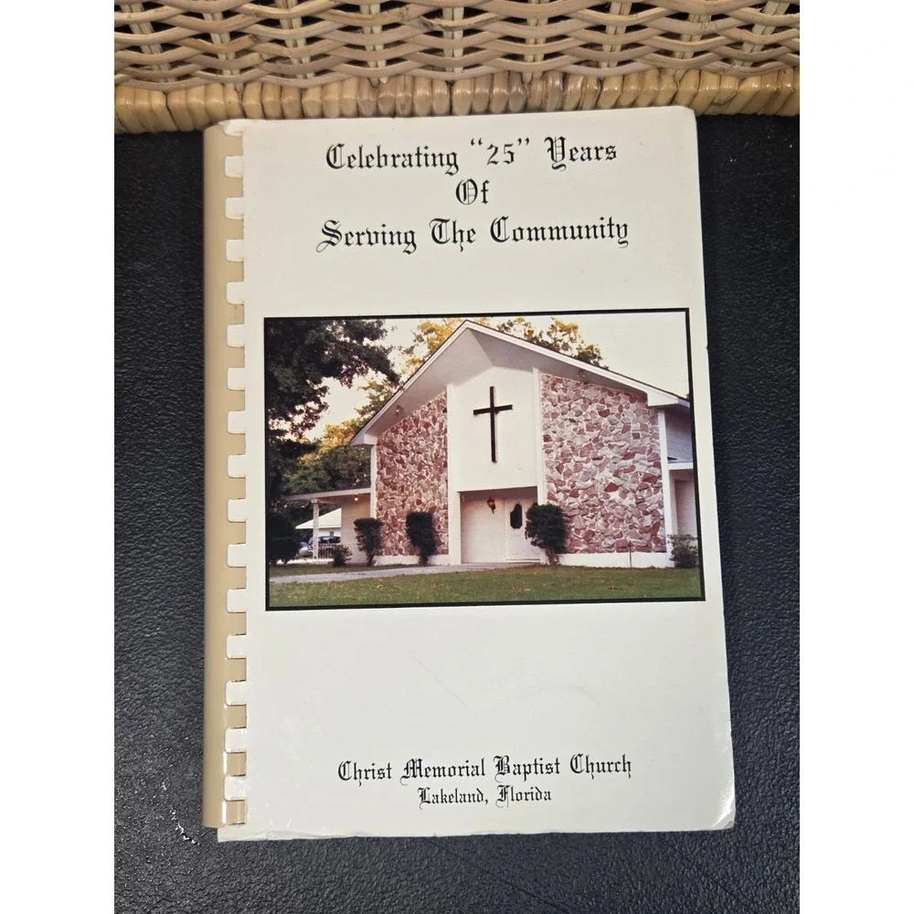 Christ Memorial Baptist Church Cookbook Lakeland, FL‎ 1992 Spiral Vintage